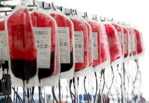 Las transfusiones de sangre de supervivientes de ébola, la mejor manera de combatir el virus