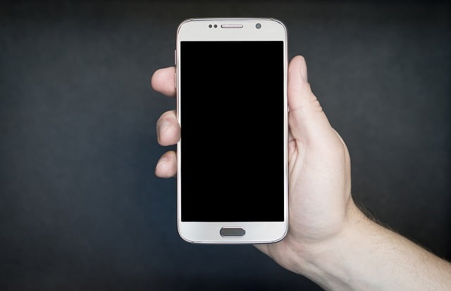 Pantalla táctil de plata